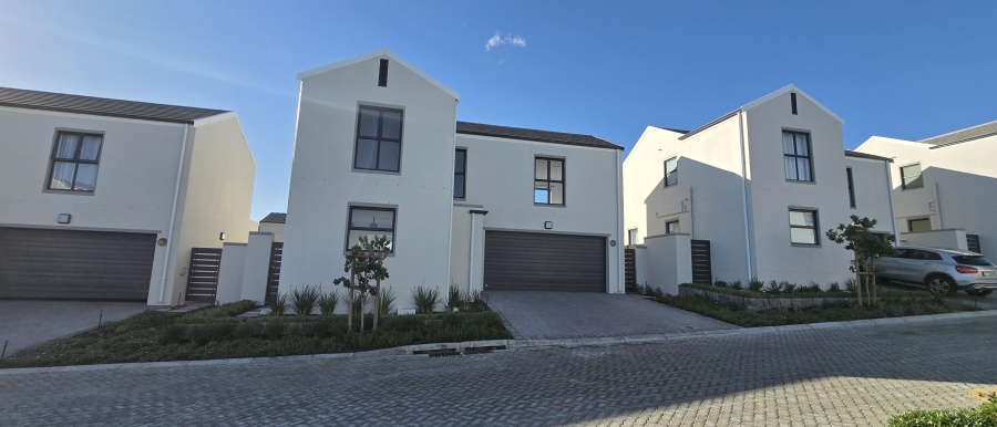 To Let 3 Bedroom Property for Rent in Haasendal Western Cape